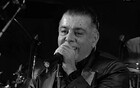 Preminuo pevač Parnog valjka Aki Rahimovski
