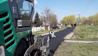 Radovi na održavanju saobraćajnica u Veterniku i Begeču zatvorili pojedine ulice