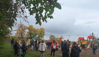 FOTO: Otvorena treća slobodna biblioteka u Sremskoj Kamenici