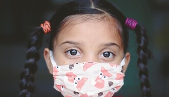SZO: Najviše slučajeva korona virusa među decom od 5 do 14 godina