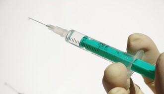 Stiže nova HPV vakcina: Zaštita protiv raka grlića materice!