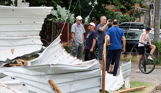 Vlada usvojila uredbu za pomoć saniranja štete od oluje