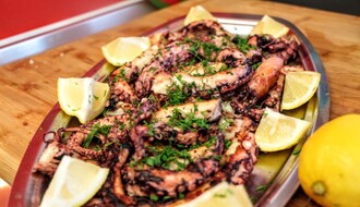TOP 10: U ovim novosadskim restoranima možete da pojedete lignje pripremljene na razne načine