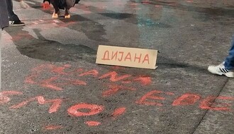 Zborovi zovu Novosađane u 19 sati kod Banovine