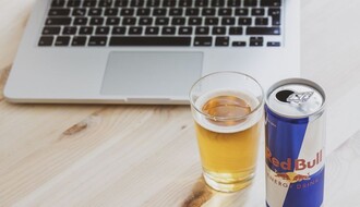 Sve više mladih doživljava srčani udar zbog konzumacije energetskih pića