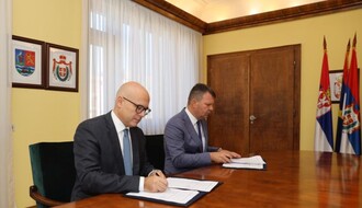 Grad i Pokrajina potpisali Ugovor: Novih 800 miliona za održavanje saobraćajnica u NS