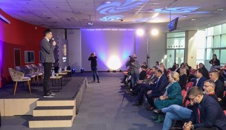 O izazovima u 2024. i podršci lokalnim privrednicima na Biznis forumu u Novom Sadu