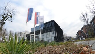 ZAVRŠENO GLASANJE: Rektorat i Metals banka  najlepše zgrade u NS u poslednjih 25 godina (FOTO)
