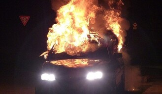 Eksplozija na Limanu: Izgoreo BMW ispod Mosta slobode