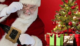 Leteći Deda Mraz i povelja o čaroliji stižu na adrese malih Novosađana