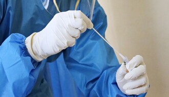 KORONA VIRUS: U Srbiji preko 7.600 novozaraženih, preminula još 32 pacijenta