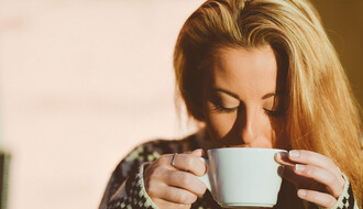 Tri simptoma zbog kojih bi trebalo reći "NE" kafi