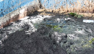 "VODOVOD": Tona vlaknastog materijala izvađena iz kanalizacije na Limanu 4 (FOTO)