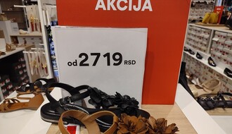 RASPRODAJA: Evo koliko košta letnja obuća u novosadskim prodavnicama i šta je ove sezone u modi