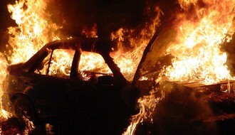 Zapaljen automobil u Novom Sadu