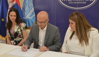 FOTO: Gradonačelnik potpisao Evropsku povelju o rodnoj ravnopravnosti