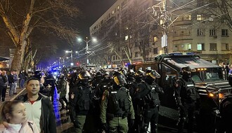 Burne reakcije na vest da je student FTN-a vezan za bolnički krevet, MUP demantovao ovu informaciju