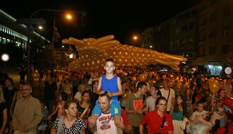 FOTO: Svečana povorka otvorila u petak Festival uličnih svirača
