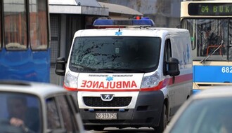Mladić povređen kod zgrade Radničkog univerziteta