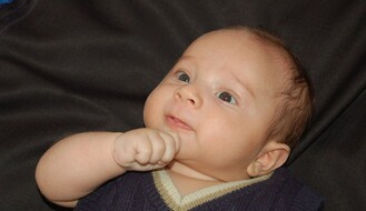 MATIČNA KNJIGA ROĐENIH: U Novom Sadu upisano 166 beba
