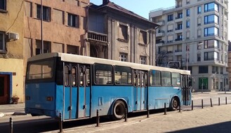 Izmena režima saobraćaja i trase više autobuskih linija od nedelje do ponedeljka u Stražilovskoj ulici