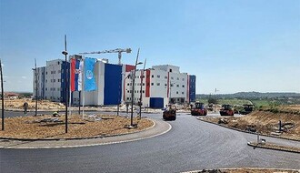 UGZI: Radovi na saobraćajnoj infrastrukturi kovid bolnice na Mišeluku završeni pre roka (FOTO)