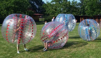 Bubble fudbal na Štrandu: Zabava za sve Novosađane