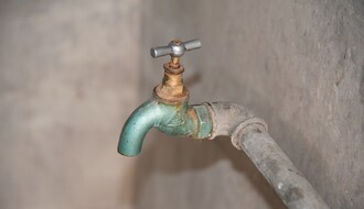Delovi Novog Sada bez vode zbog havarije
