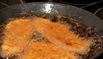 Šta uraditi sa kuhinjskim uljem nakon upotrebe?