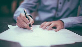 Izmene Zakona: Upis nekretnine u katastar radiće notari