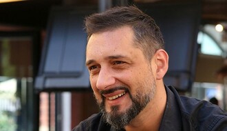 Milan Džukić, pevač benda "Talasna dužina": U mentalitetu našeg naroda postoji potreba za noćnim životom kao izduvnim ventilom
