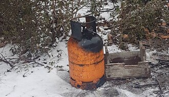 Plinska boca izazvala požar u Oblačića Rada