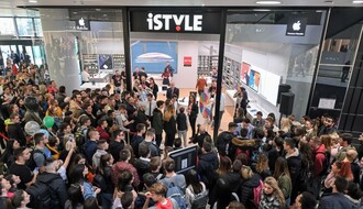 iStyle otvorio novu prodavnicu: Apple napokon u Novom Sadu, zvezde napravile šou (FOTO)