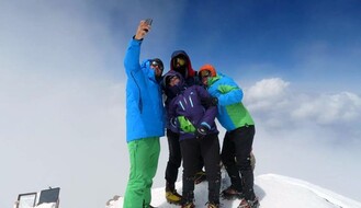 Novosadski profesori osvojili najviši vrh Kavkaza (FOTO)
