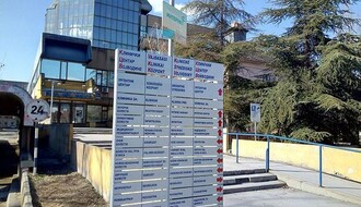 Broj kovid pacijenata u novosadskim bolnicama i dalje u blagom padu