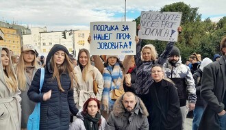 "Skup podrške našem profesoru": Studenti FLV-a pozivaju na okupljanje u nedelju kod SNP-a