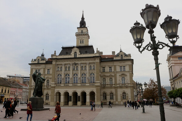 GRADSKA PRIZNANJA: Predložena po tri kandidata za Oktobarsku nagradu i Novembarsku povelju