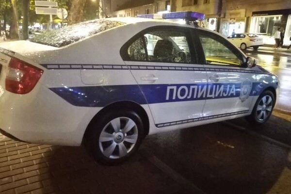 BURNA NOĆ U NOVOM SADU I PETROVARADINU: Dva muškarca ranjena nožem BURNA NOĆ U NOVOM SADU I PETROVARADINU: Dva muškarca ranjena nožem