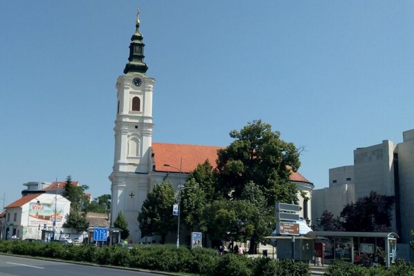 Od ponedeljka se pomera ulaz u garažu kod SNP-a