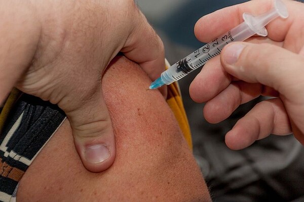 VAKCINISATI SE ILI NE: Istine i zablude o vakcini protiv gripa