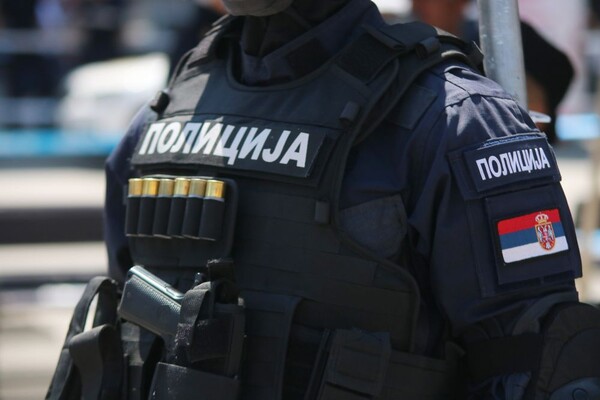 POLICIJA: Uhapšena dvojica koja su tukla mladića u Novom Sadu