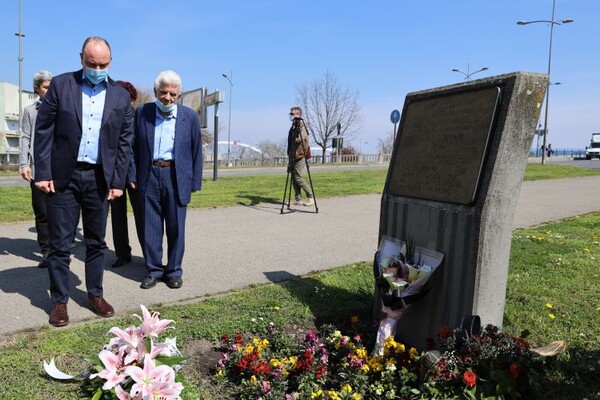 FOTO: Obeležena godišnjica pogibije Olega Nasova, žrtve NATO bombardovanja
