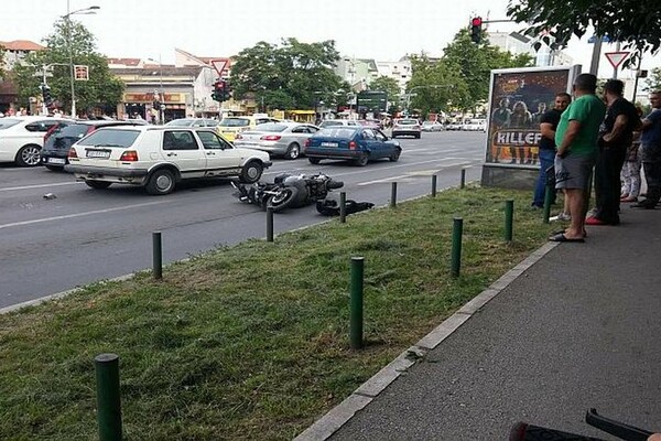 Saobraćajna nesreća na Bulevaru oslobođenja, motor oborio pešaka