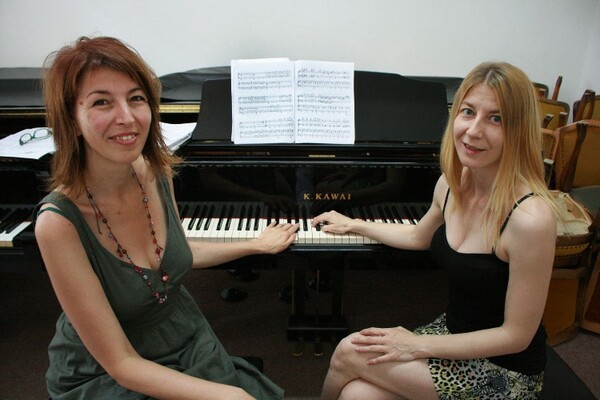 Majrina piano duo: Zvuk tanga i atmosfera sa argentinske kaldrme