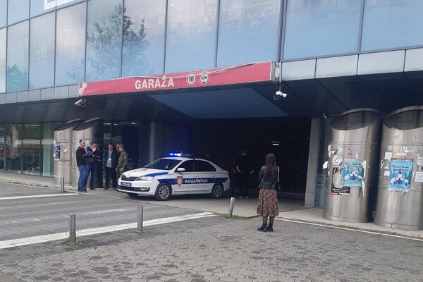 Zbog dojava o bombama evakuisani Železnička stanica, Spens, Merkator, neki od fakulteta... Zbog dojava o bombama evakuisani Železnička stanica, Spens, Merkator, neki od fakulteta...