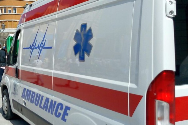 HITNA POMOĆ: Četvoro povređeno u tri saobraćajke u Novom Sadu