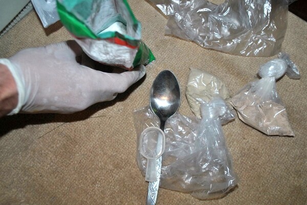 HRONIKA: Mladić iz okoline NS trgovao heroinom (FOTO)