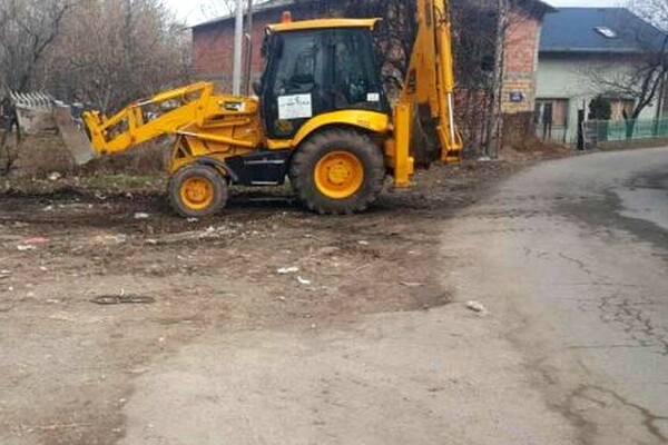 PETROVARADIN: Ponovo očišćena divlja deponija u Livadskoj ulici