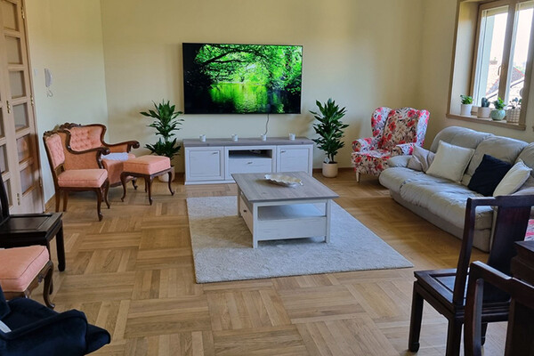 Prvi put u Srbiji – mesto za druženje i uživanje u trećem životnom dobu, "Kuća sreće" Prvi put u Srbiji – mesto za druženje i uživanje u trećem životnom dobu, "Kuća sreće"