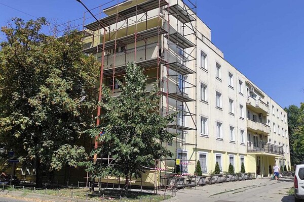 FOTO: Rekonstrukcija dela fasade Srednjoškolskog doma "Brankovo kolo"